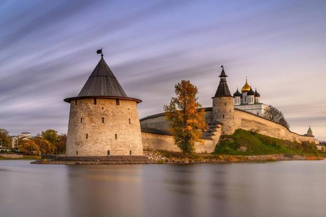 Град обреченный (СИ) - i_016.jpg
