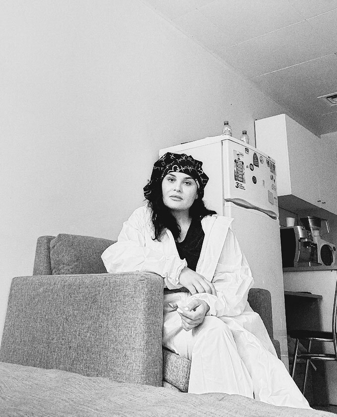 Больница здорового человека. Как люди изменили медицину во время пандемии - i_010.jpg