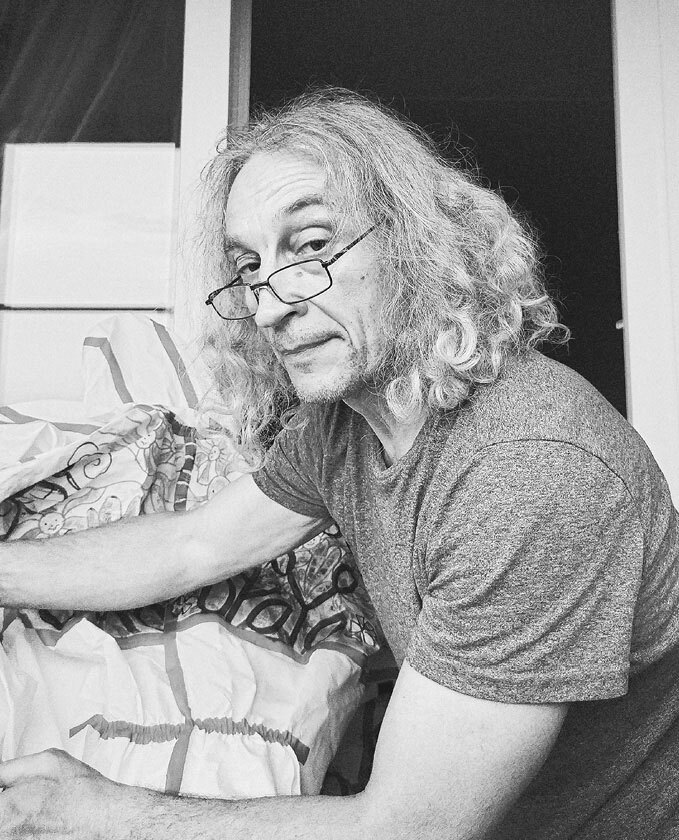 Больница здорового человека. Как люди изменили медицину во время пандемии - i_013.jpg