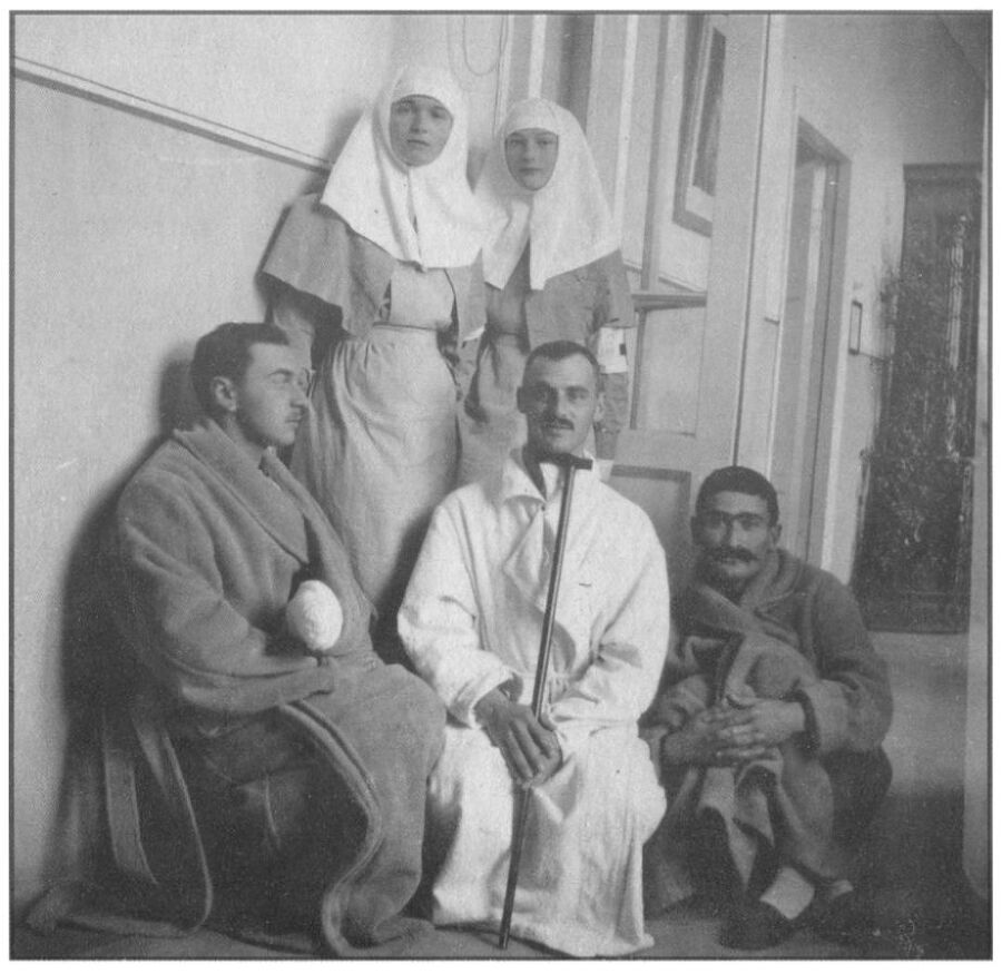 Роль России и Романовых в Великой Войне 1914-1918 гг. - i_024.jpg